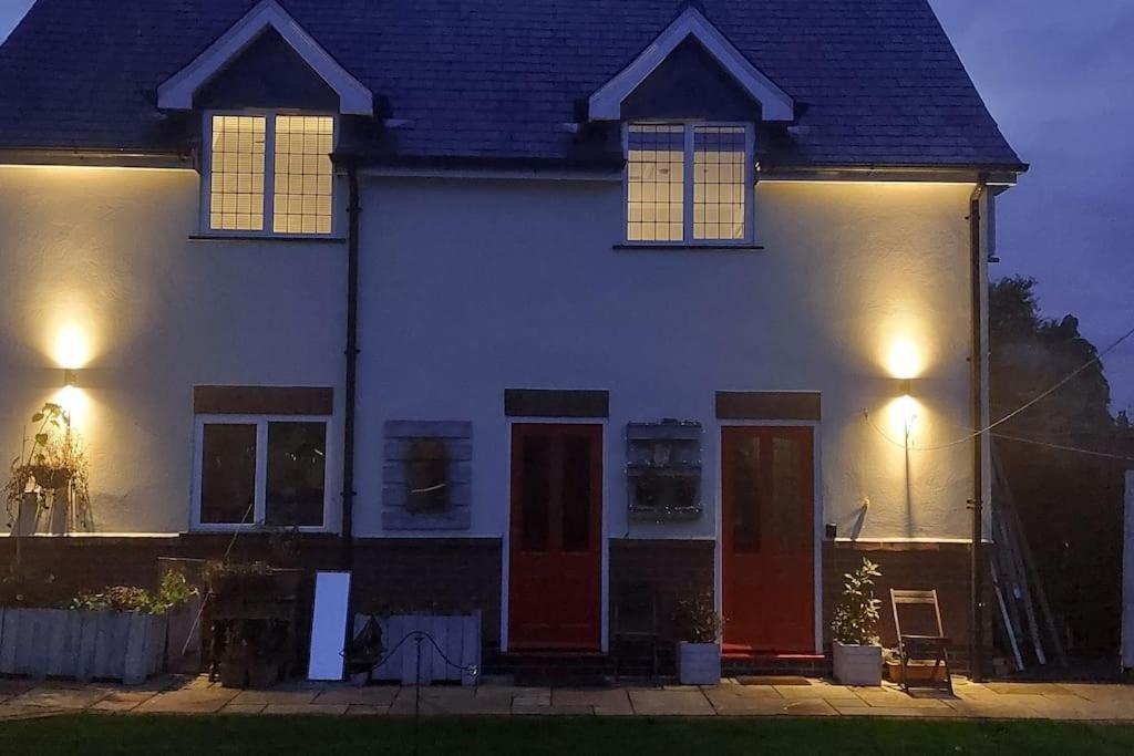 Peaceful Self Contained Studio In Lovely Garden. هينكلي المظهر الخارجي الصورة